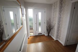 Entrance hallway - click for photo gallery